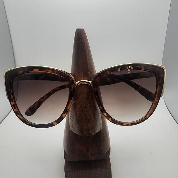 Guess Tortoiseshell & Gold Sunglasses - Picture 1 of 10